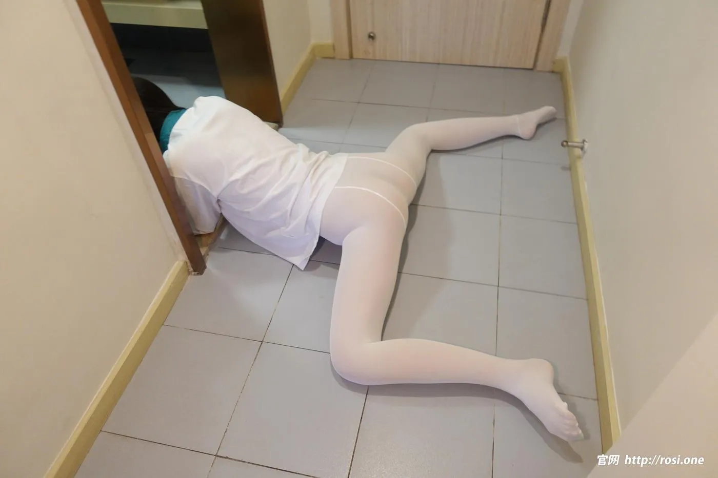 [ROSI写真]2023.05.10 NO.4174[2011P／248MB] [67P]插图1